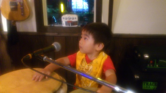 ある君、2歳7ヵ月_b0229560_7185095.jpg