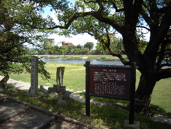 岡崎城2_e0033570_2235864.jpg