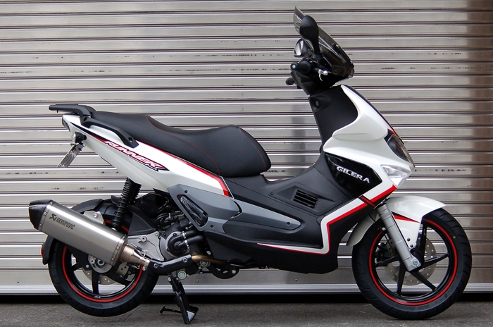 GILERA ジレラ ランナーST200 アクラポビッチ スリップオン