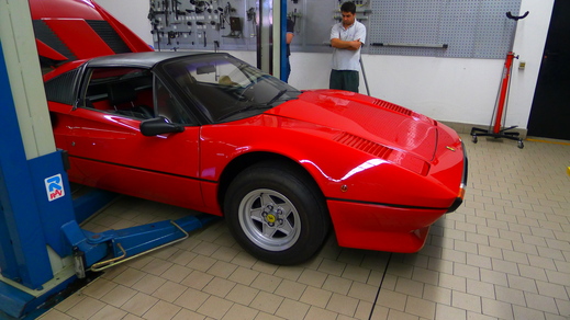 milano の2台のGTS_a0129711_21112978.jpg
