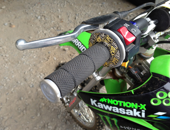 ハンドルセッティング(KLX110L/ワンテン)_a0170631_2425569.jpg