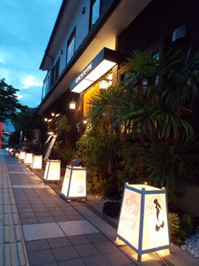 鳴く虫と郷町が展示になる!_f0127806_1445688.jpg