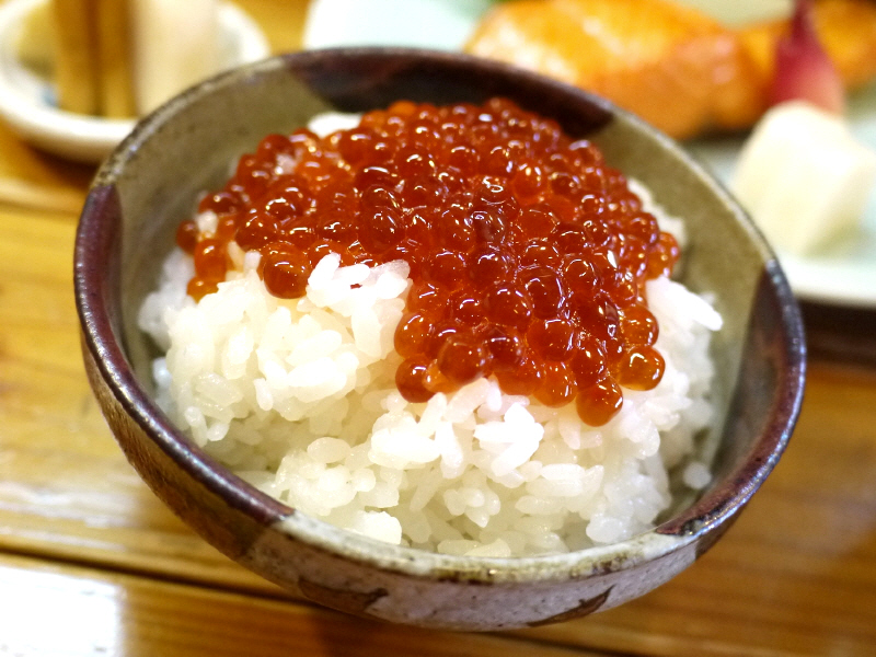 秋鮭定食　【二宮　魚蔵（さかぐら）】_b0153224_22533946.jpg