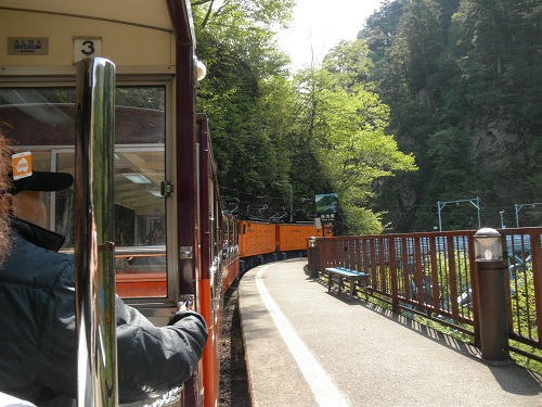 立山黒部アルペンルートと黒部渓谷鉄道・上高地・白川郷_a0202528_10481114.jpg