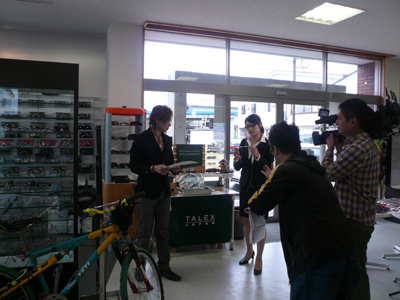 OAKLEY取扱店・数量完全限定ハンドメードアセテートLX COLLECTION偏光モデル入荷!_c0003493_1415661.jpg