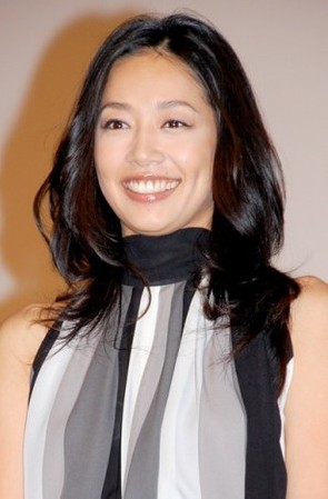 女優・原沙知絵、3歳年下一般男性と結婚「笑いの絶えない家庭を_e0284240_10242486.jpg