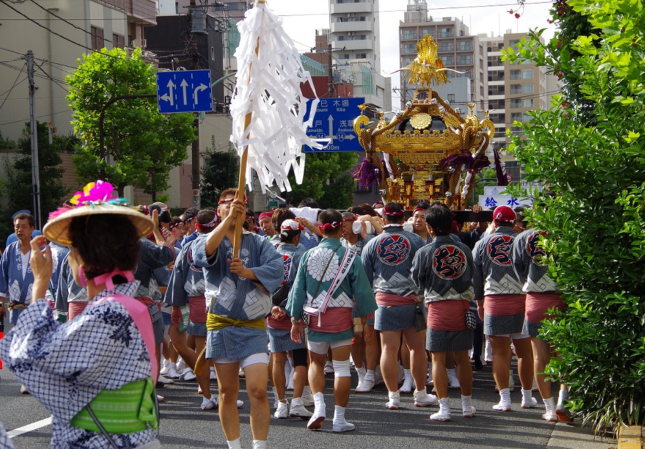 牛嶋神社大祭 ~氏子各町大神輿連合渡御(本社宮入り)編~_c0223001_121041.jpg