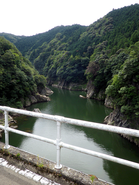 b0000209_740963.gif