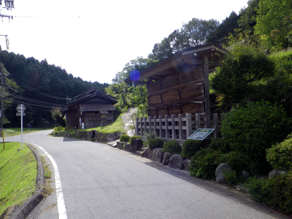 b0000209_8461648.gif