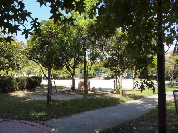 佐伯区民文化センター＆五日市中央公園_c0116915_094742.jpg