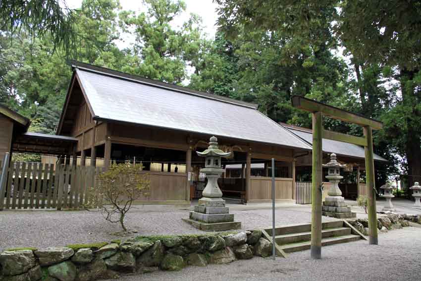 「伊勢の国　阿波の国」伊勢・忌部の旅-09♪　ＪＲ多気駅・佐那神社_d0058941_2041068.jpg