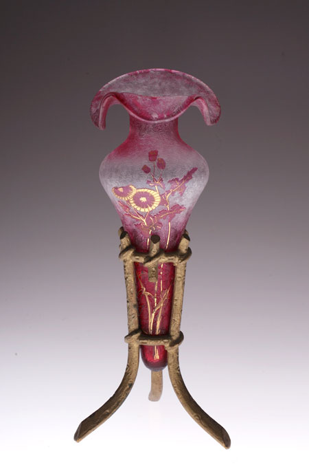 Baccarat Pink Acid Etched Vase_c0108595_17204382.jpg