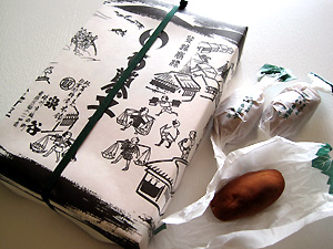 珠洲のお土産は、泉谷の奥能登銘菓「いも菓子」_a0177205_17403668.jpg