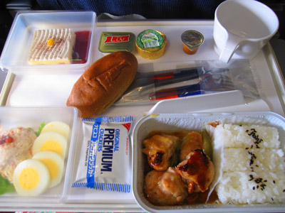 スカンジナビア航空の機内食 ビーズ フェルト刺繍pienisieniの旧ブログ