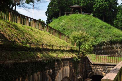 石原台堡塁跡：佐世保の古代遺跡を探検してきた。_c0024176_2122166.jpg