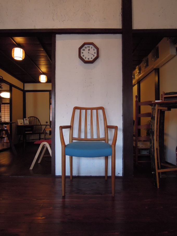 日進木工のチェア_d0224984_14233399.jpg