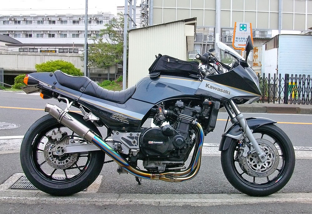 soサン号 GPZ900Rニンジャ 今回はマルケジーニホイール装着！_f0174721_18121517.jpg