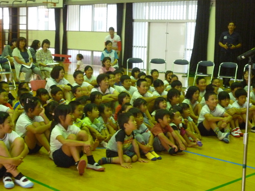 中津小学校_a0158075_21115010.jpg