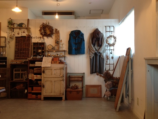 Pコートとサイザルバッグとoneday cafe。_a0164280_312729.jpg