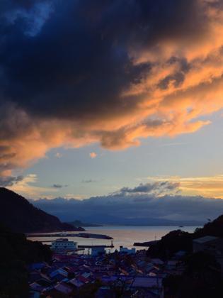 夕方からは湖山の(宴や)さんで懐かしい人と10年ぶりくらいに....FBで久しぶりに...._b0194185_23262263.jpg
