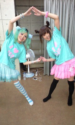 ひよももの桃っ(σ・∀・)σ_b0088086_2144855.jpg