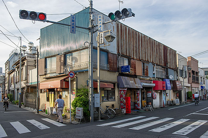 色の街　東京都足立区北千住-2_f0215695_133499.jpg