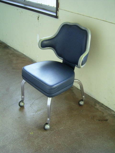 GASSER CHAIR_c0080142_1491486.jpg