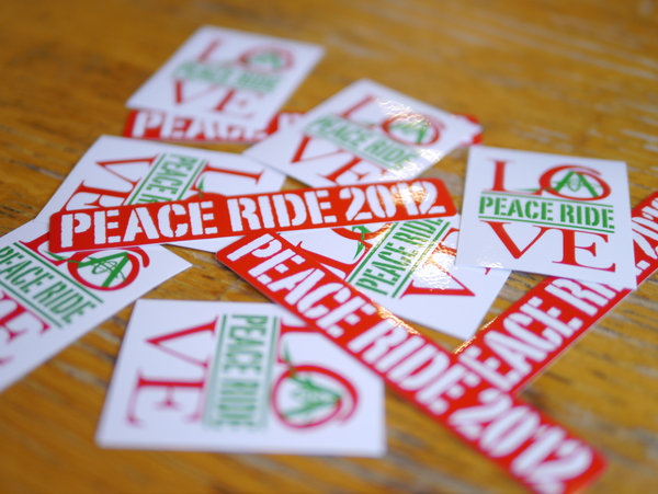 PEACE RIDE 2012 阿蘇水害復興支援限定チャリティTシャツ販売カラー決定!!&その他..P.R.2012Goods_b0196590_33782.jpg