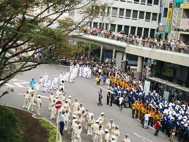 【台風17号襲来寸前の第39回藤沢市民祭り】_c0042960_1444382.jpg