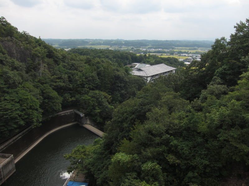 台風が来る前に！日本の秋の風景を堪能－ブロンプトンで篠山・東条湖サイクリング_e0138081_63419.jpg