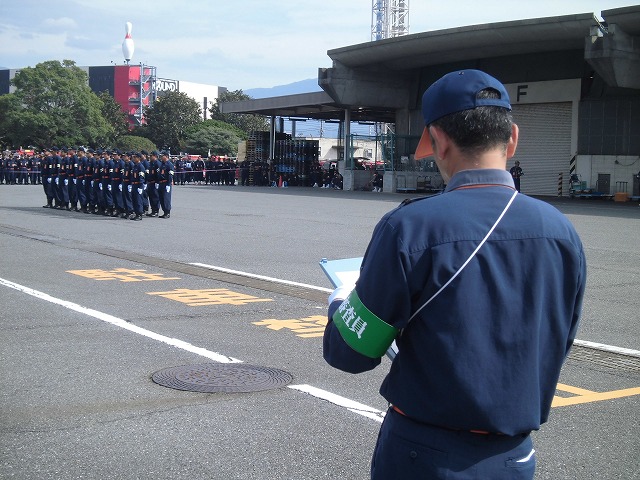 日頃の訓練の成果を披露　富士市消防団訓練大会_f0141310_7291127.jpg