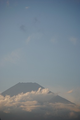 今日の富士山_f0199615_21264349.jpg