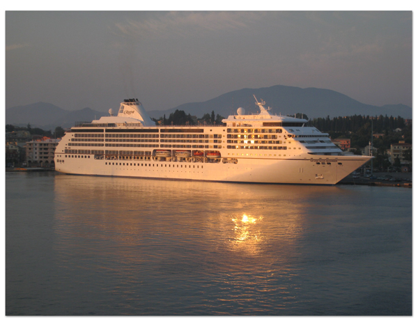 エーゲ海・アドリア海クルーズ(13)　変な日本語：OHAIYO GONZAIMASU_d0210324_22262650.jpg