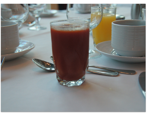 エーゲ海・アドリア海クルーズ(13)　変な日本語：OHAIYO GONZAIMASU_d0210324_22265287.jpg