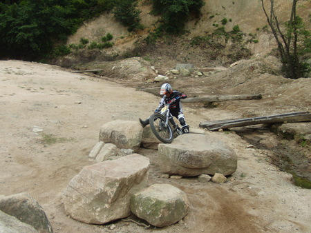 d0222526_0321443.jpg