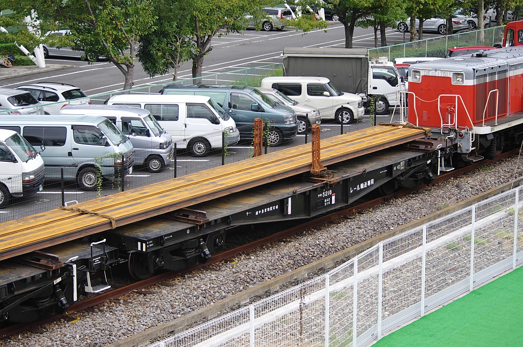 チキチキ大行進（9/29）朝の積車_f0203926_2325059.jpg