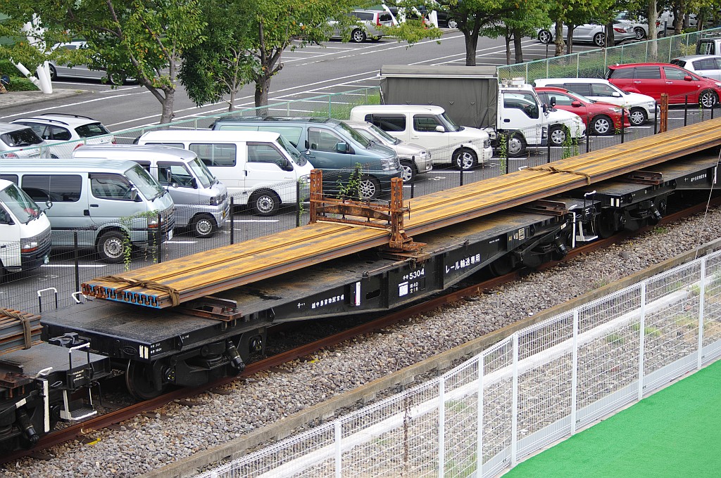 チキチキ大行進（9/29）朝の積車_f0203926_2334658.jpg