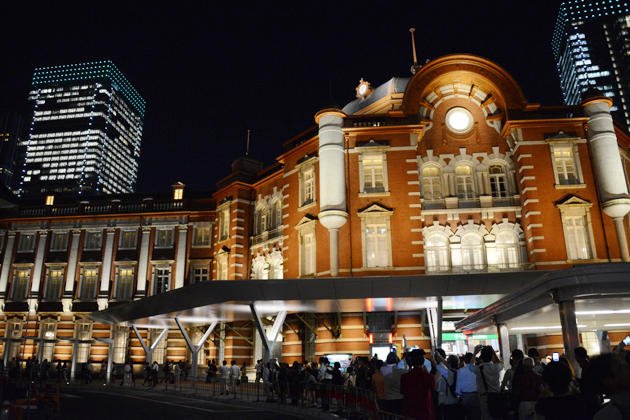 東京駅ライトアップ_e0171573_22563839.jpg