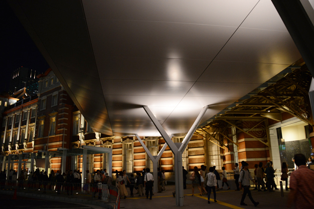 東京駅ライトアップ_e0171573_22571667.jpg