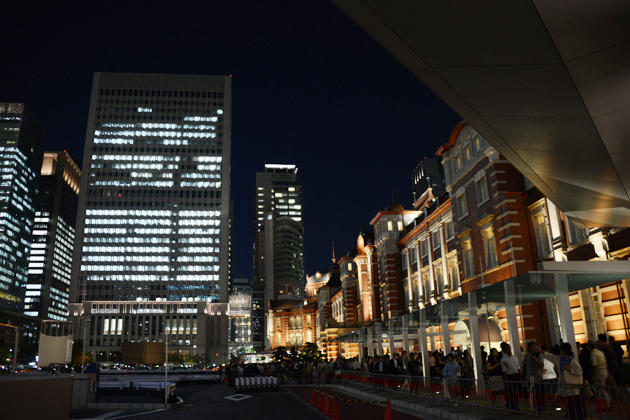 東京駅ライトアップ_e0171573_22572195.jpg