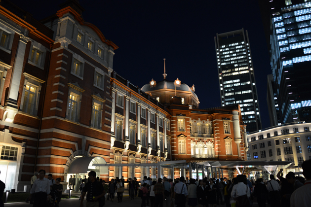 東京駅ライトアップ_e0171573_2257264.jpg