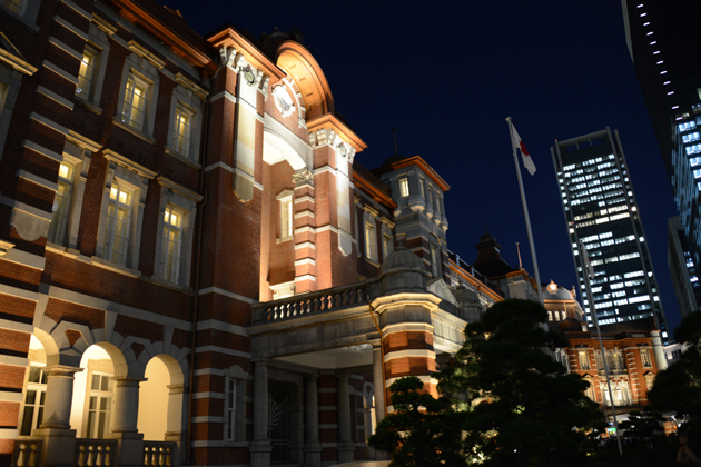 東京駅ライトアップ_e0171573_2257552.jpg