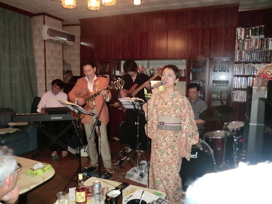 山崎邸ジャズライブ。_e0119092_956143.jpg