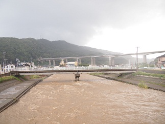 これも台風一過です_c0187298_22433011.jpg