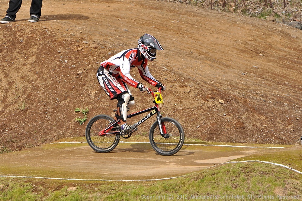 ２０１２JBMXFシリーズ第６戦秩父大会VOL14：メン１７才以上決勝　動画あり_b0065730_9515223.jpg