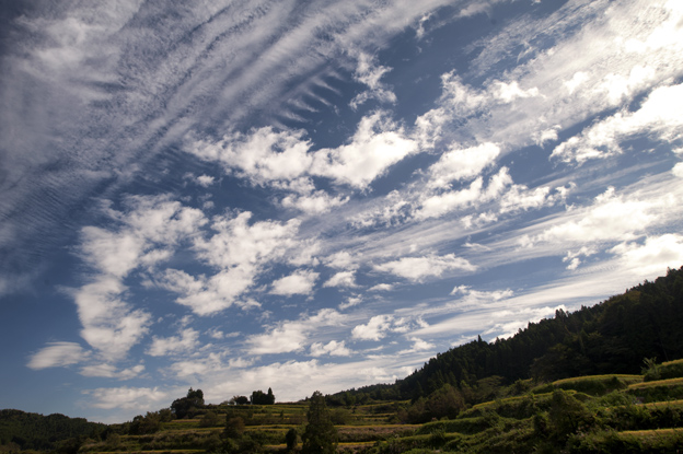 棚田と秋空の風景です_f0231460_1836316.jpg