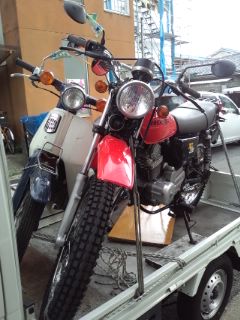 中古車仕入れてきました！！_a0165286_14465648.jpg
