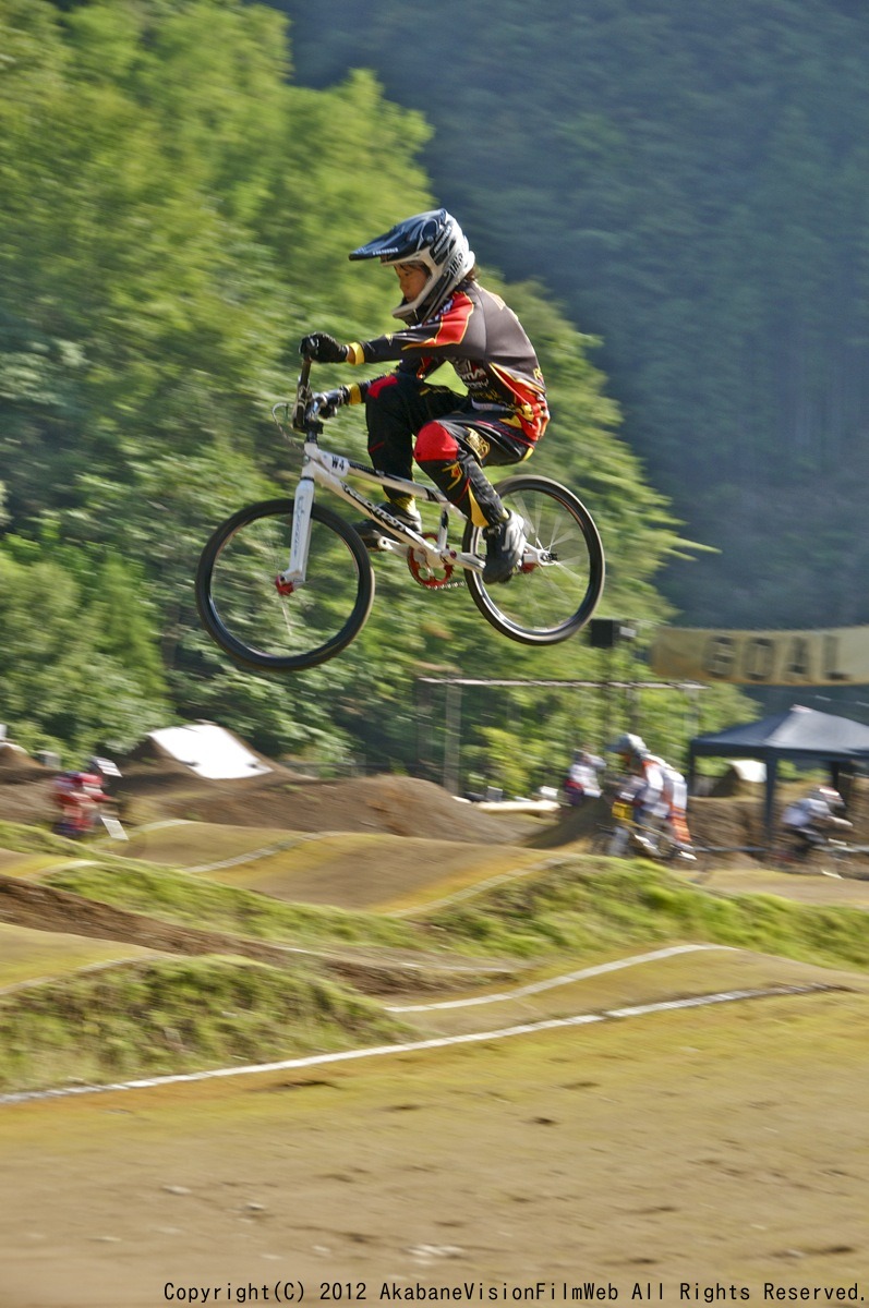 ２０１２JBMXFシリーズ第６戦秩父大会VOL18：公式練習の風景_b0065730_1939537.jpg
