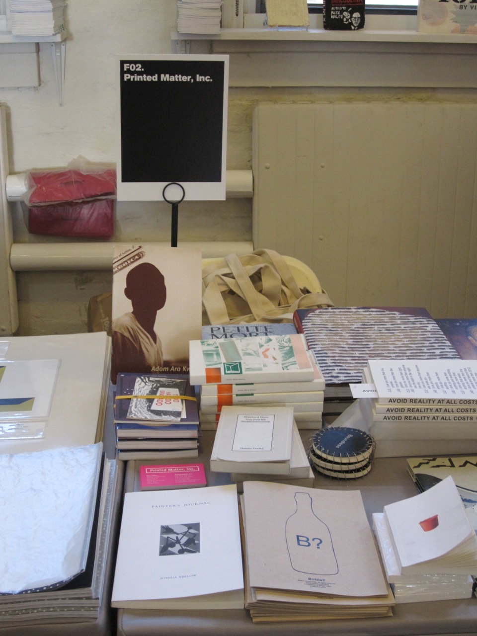 ミヤタチカzineが、The NY Art Book Fair 2012へ参加！！_b0126653_2445131.jpg