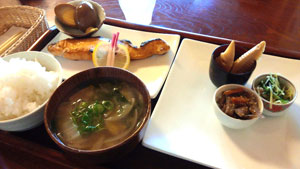 ダイニングカフェTAKUMIYA【滋賀のランチ】_c0093196_13353027.jpg